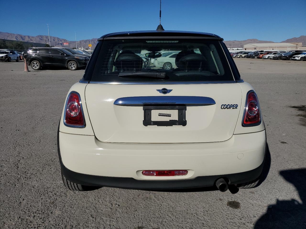 2011 Mini Cooper VIN: WMWSU3C54BT253830 Lot: 79119414