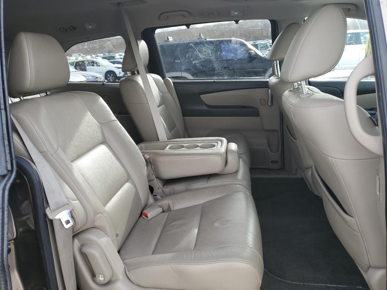2013 Honda Odyssey - Image 11
