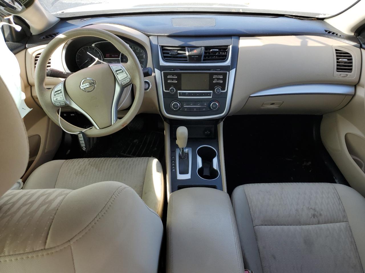 2017 Nissan Altima - Image 8