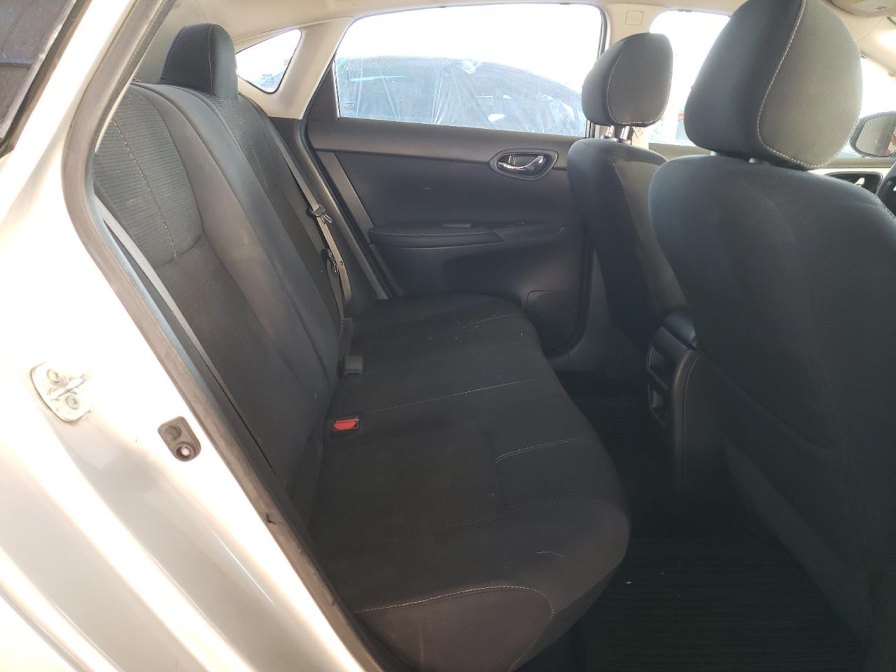 2018 Nissan Sentra - Image 10