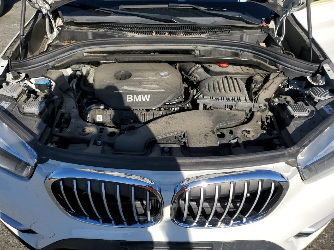 2016 BMW X1 - Image 12