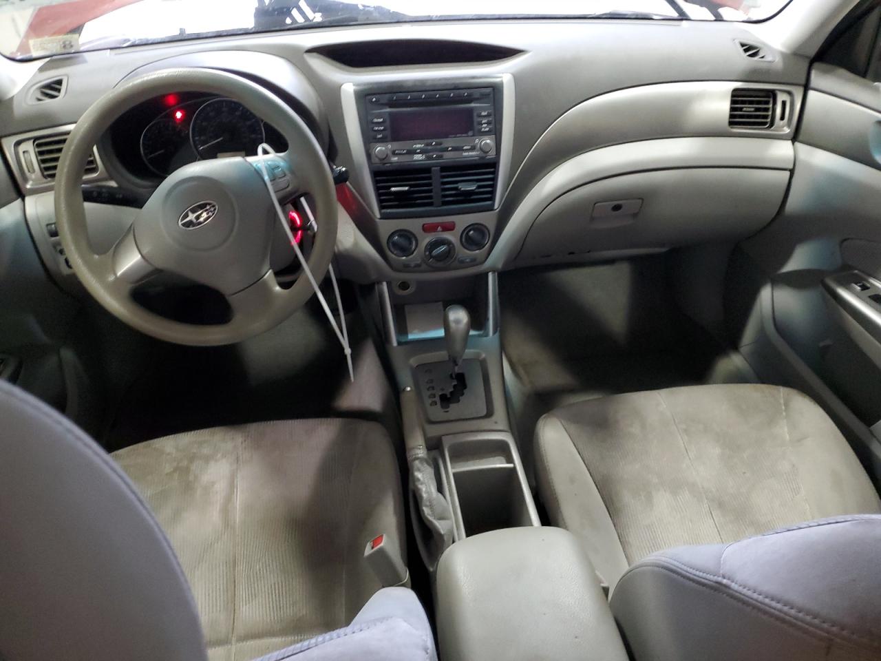 2010 Subaru Forester - Image 8