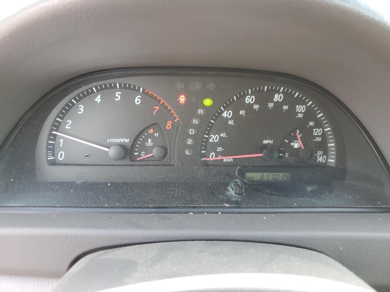 2004 Toyota Camry - Image 9