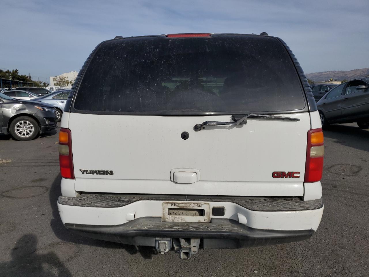 2003 GMC Yukon Denali VIN: 1GKEK63U13J268401 Lot: 79345944