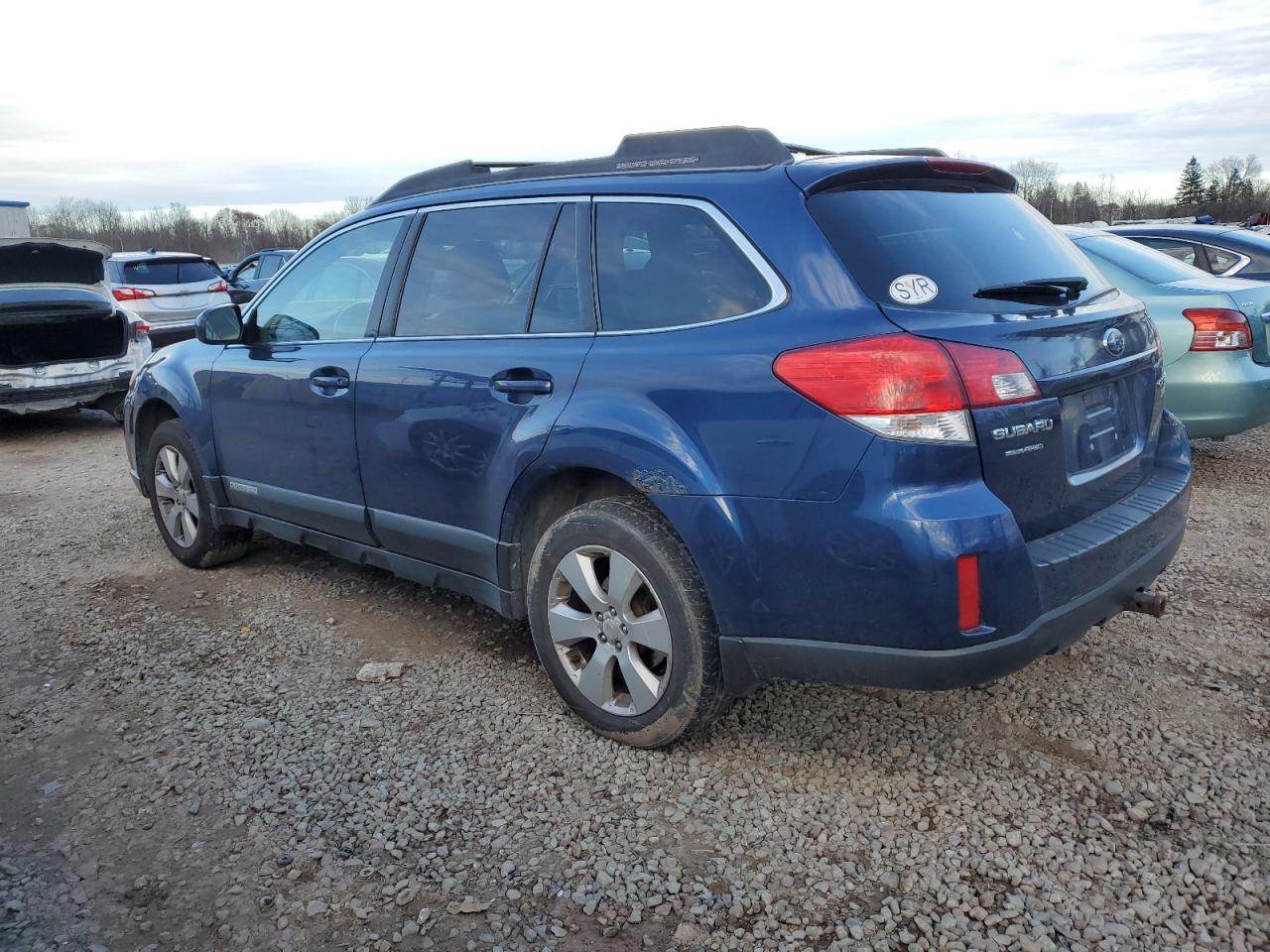 2010 Subaru Outback - Image 2