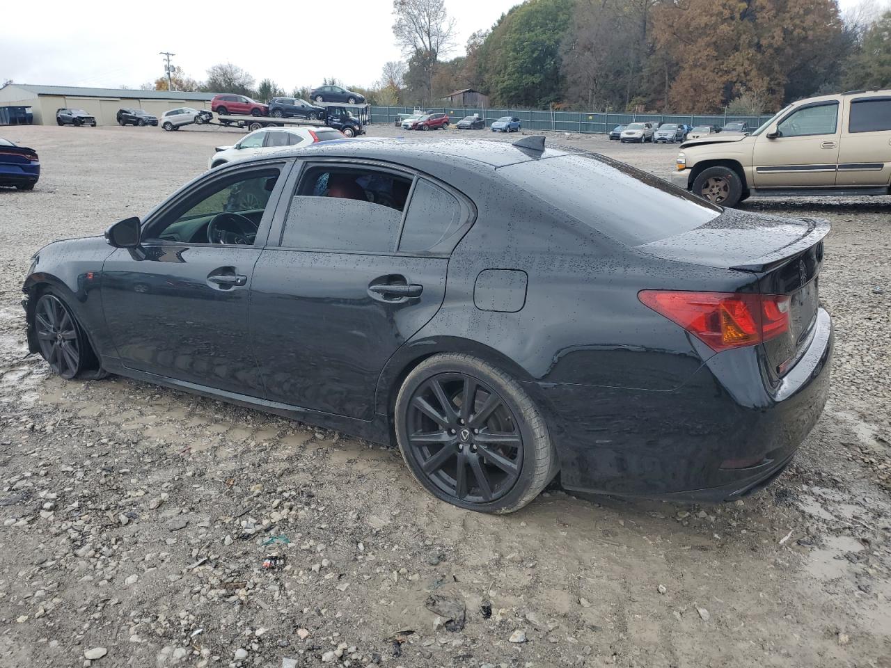 2015 Lexus GS - Image 2