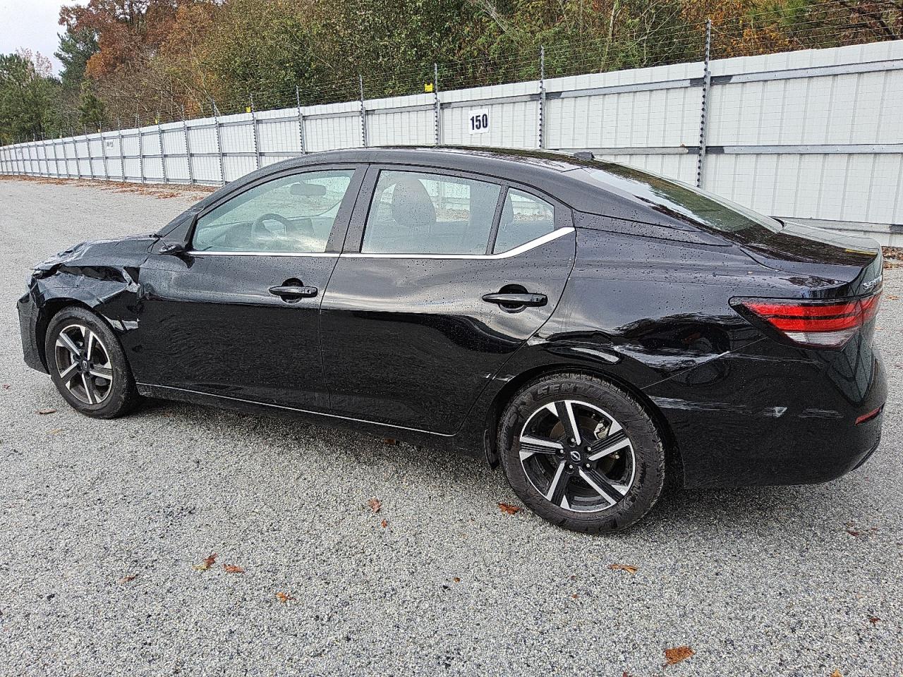 2024 Nissan Sentra - Image 2