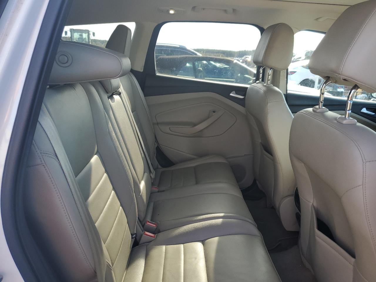 2015 Ford Escape - Image 10