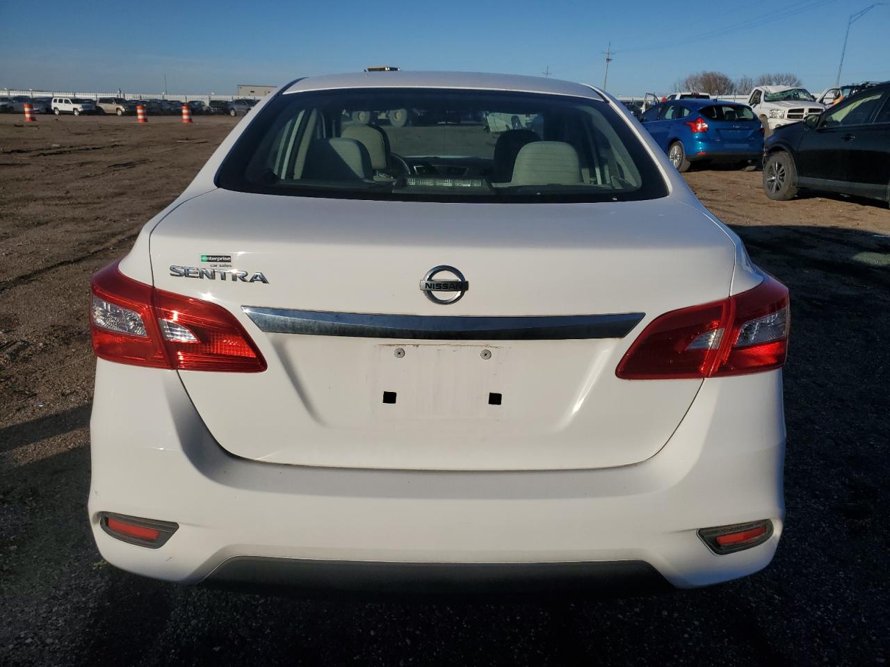 2017 Nissan Sentra S VIN: 3N1AB7AP4HY311518 Lot: 81196724