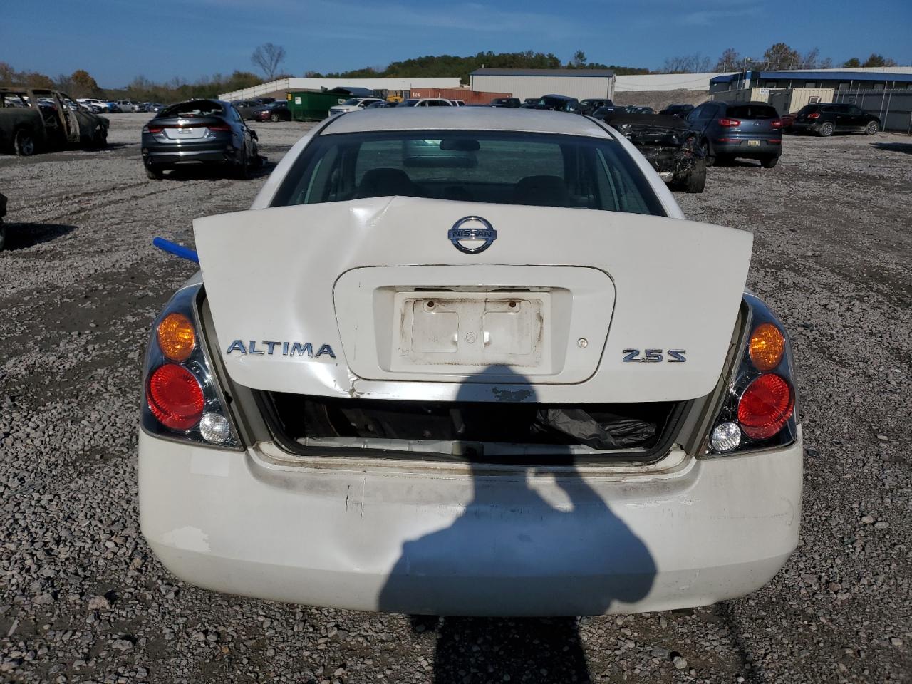 2004 Nissan Altima - Image 6