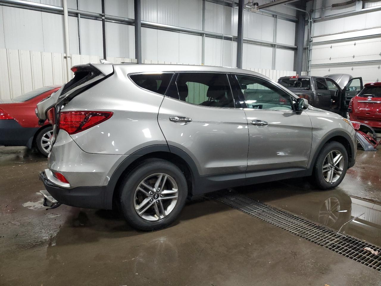 2017 Hyundai Santa Fe - Image 3