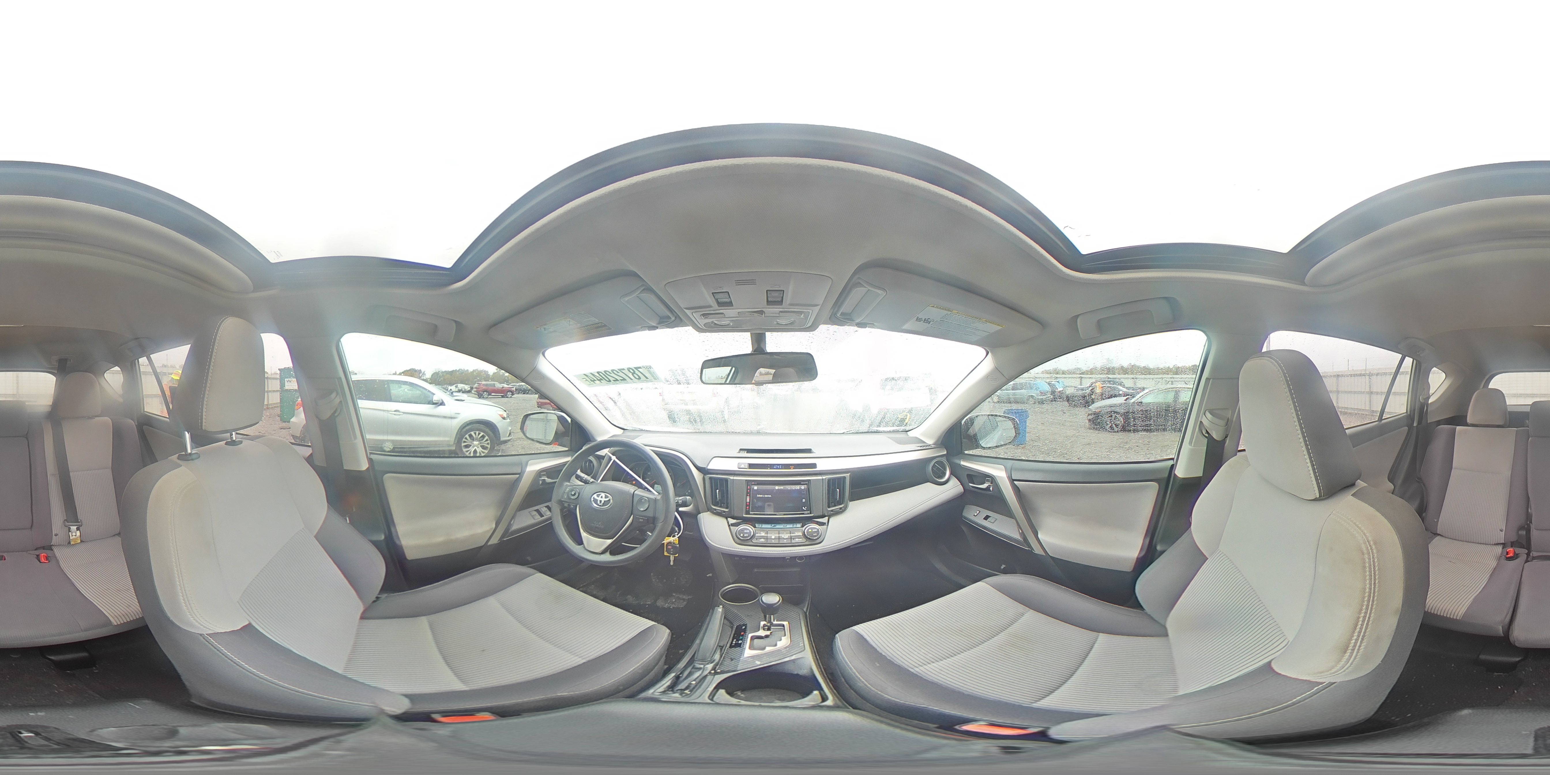 2014 Toyota RAV 4 - Image 14