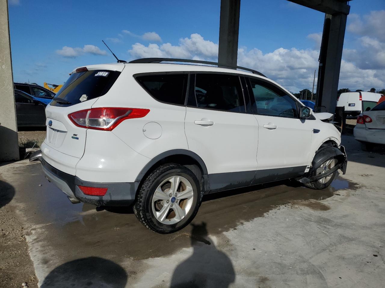 2016 Ford Escape Se VIN: 1FMCU9GX5GUA37147 Lot: 79969424