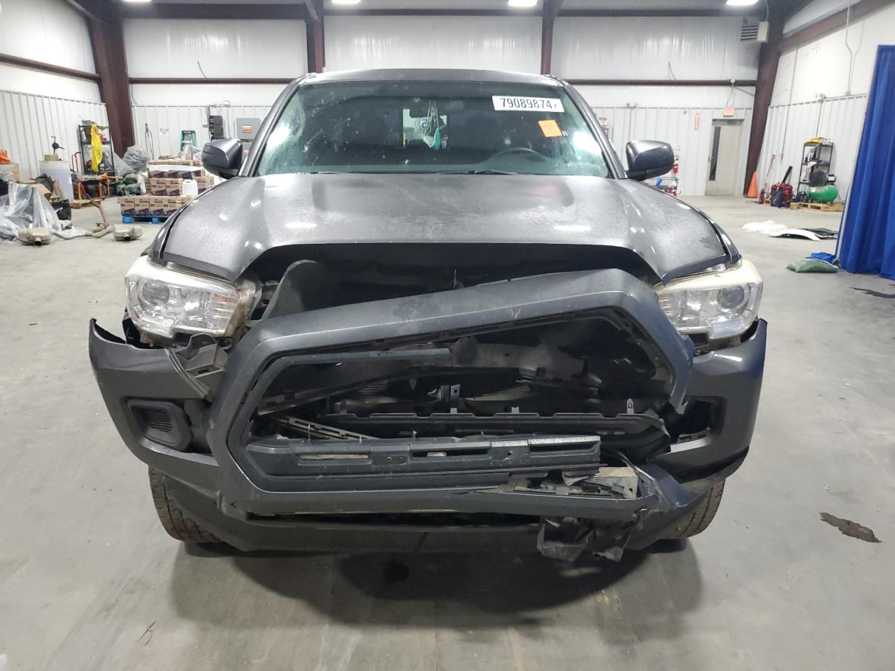 2016 Toyota Tacoma - Image 5