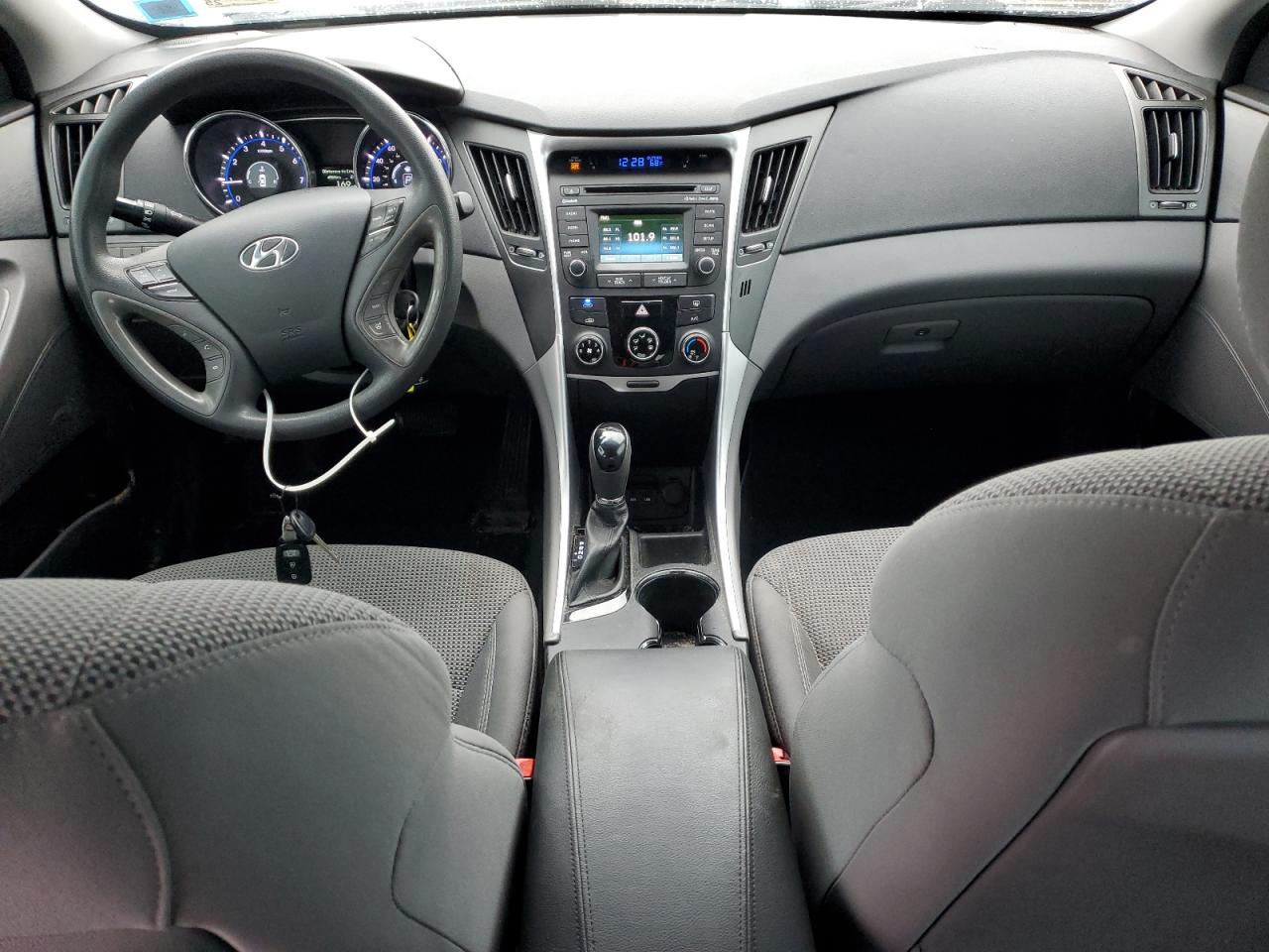 2014 Hyundai Sonata - Image 8