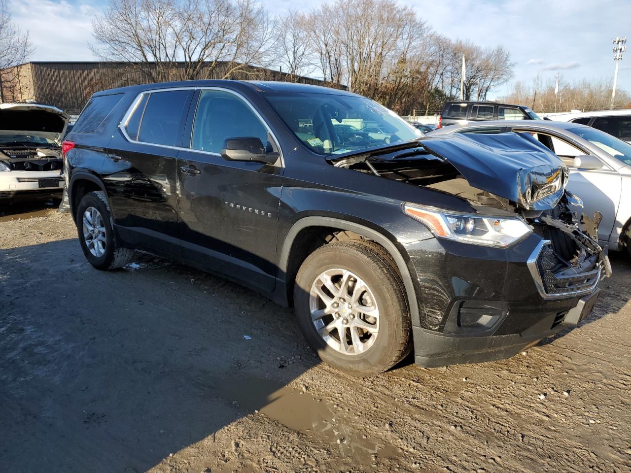 VIN 1GNEVFKW3MJ207176 2021 CHEVROLET TRAVERSE no.4