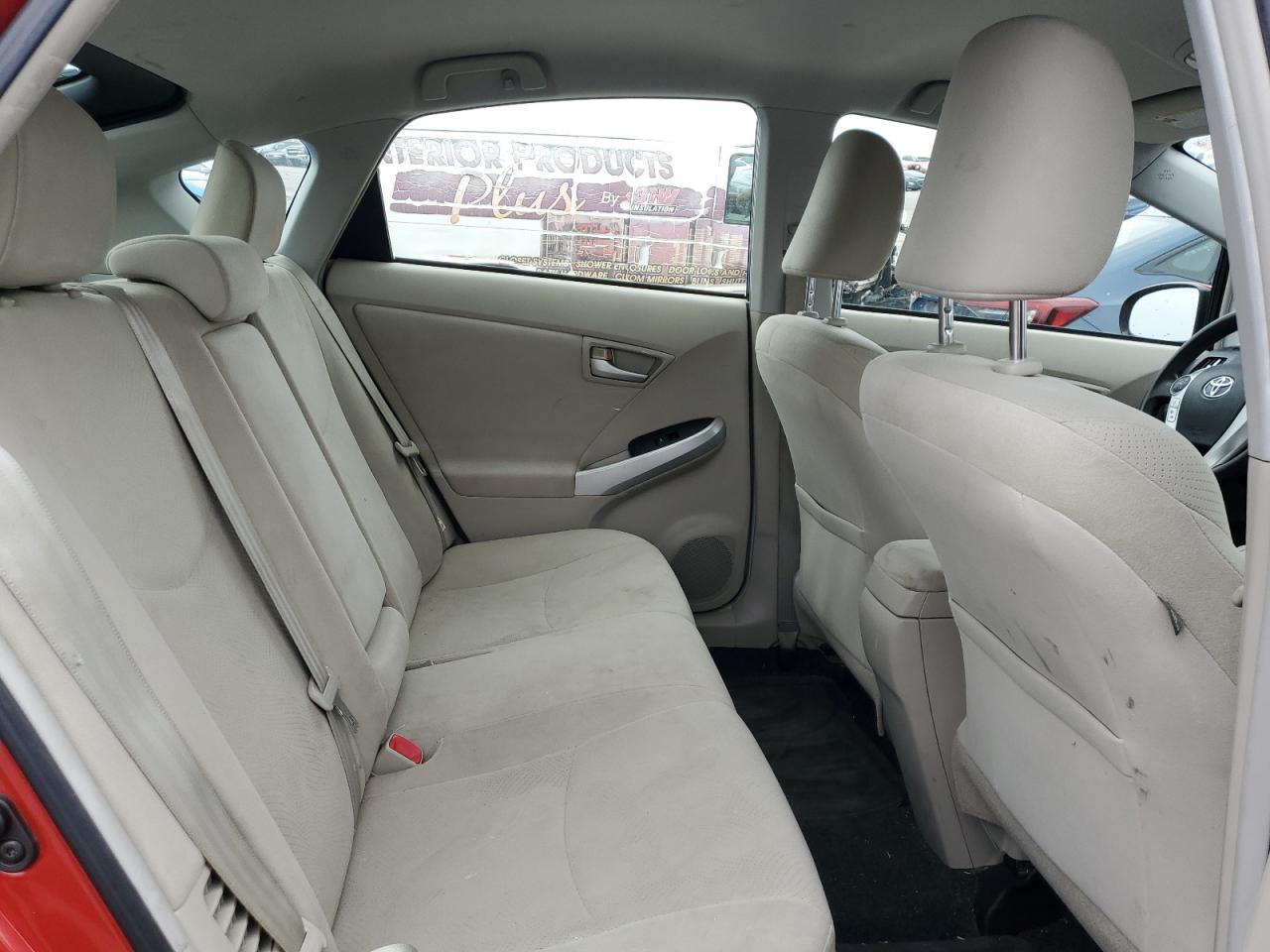 2014 Toyota Prius - Image 10