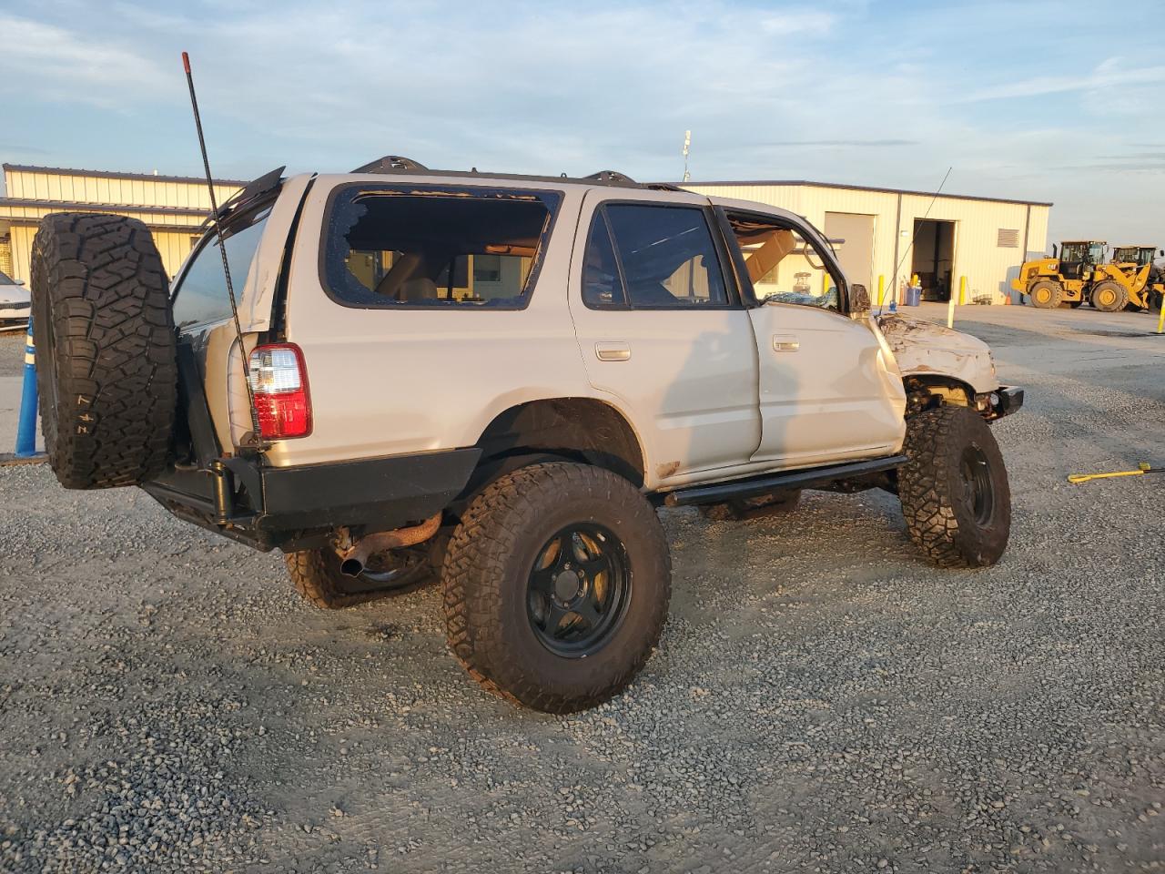 1996 Toyota 4Runner - Image 3