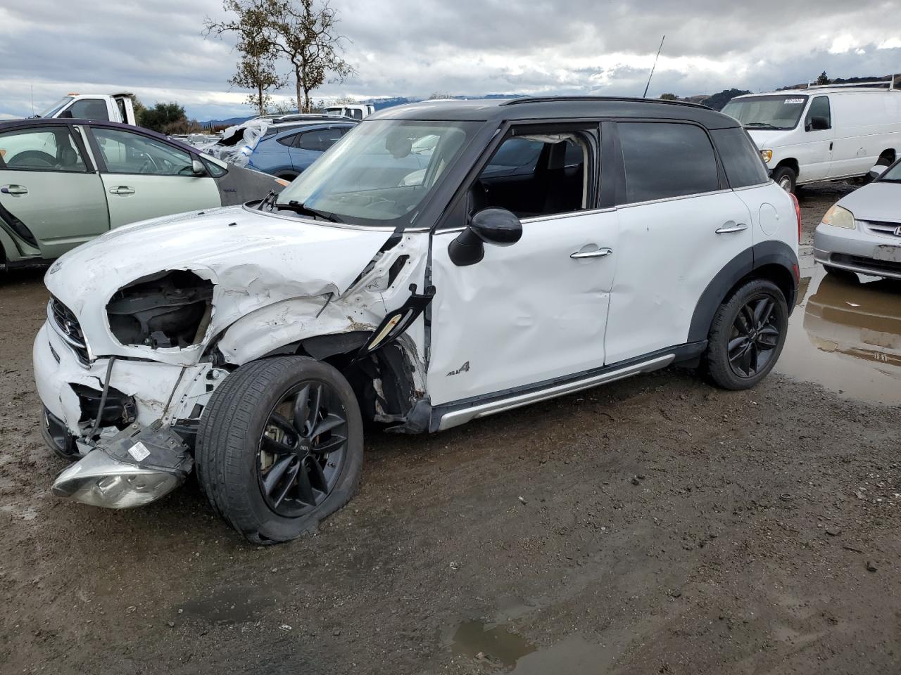 2016 MINI Cooper - Image 1