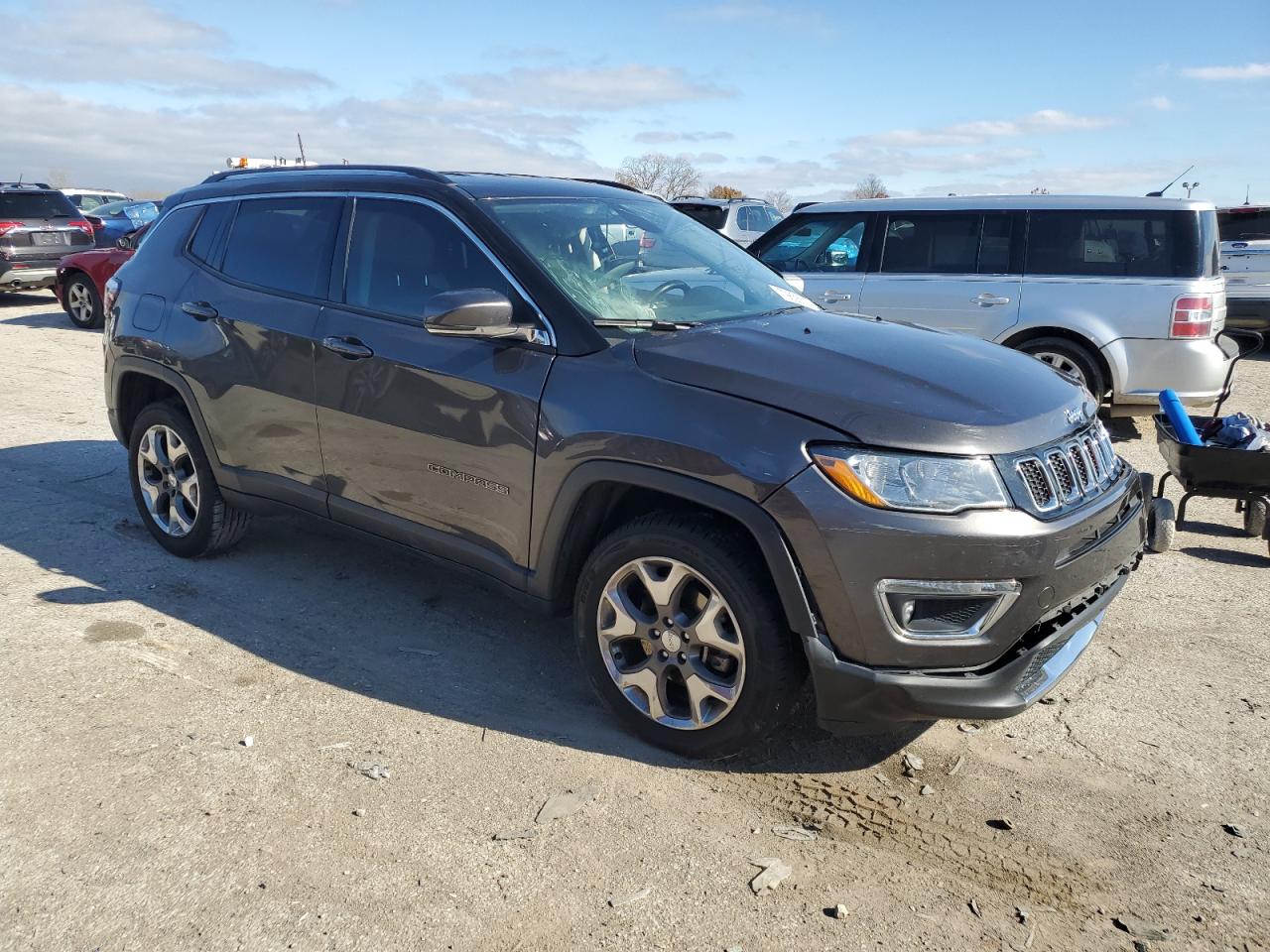 VIN 3C4NJDCB8LT255431 2020 JEEP COMPASS no.4