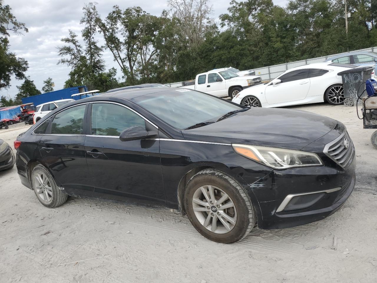 2017 Hyundai Sonata - Image 4