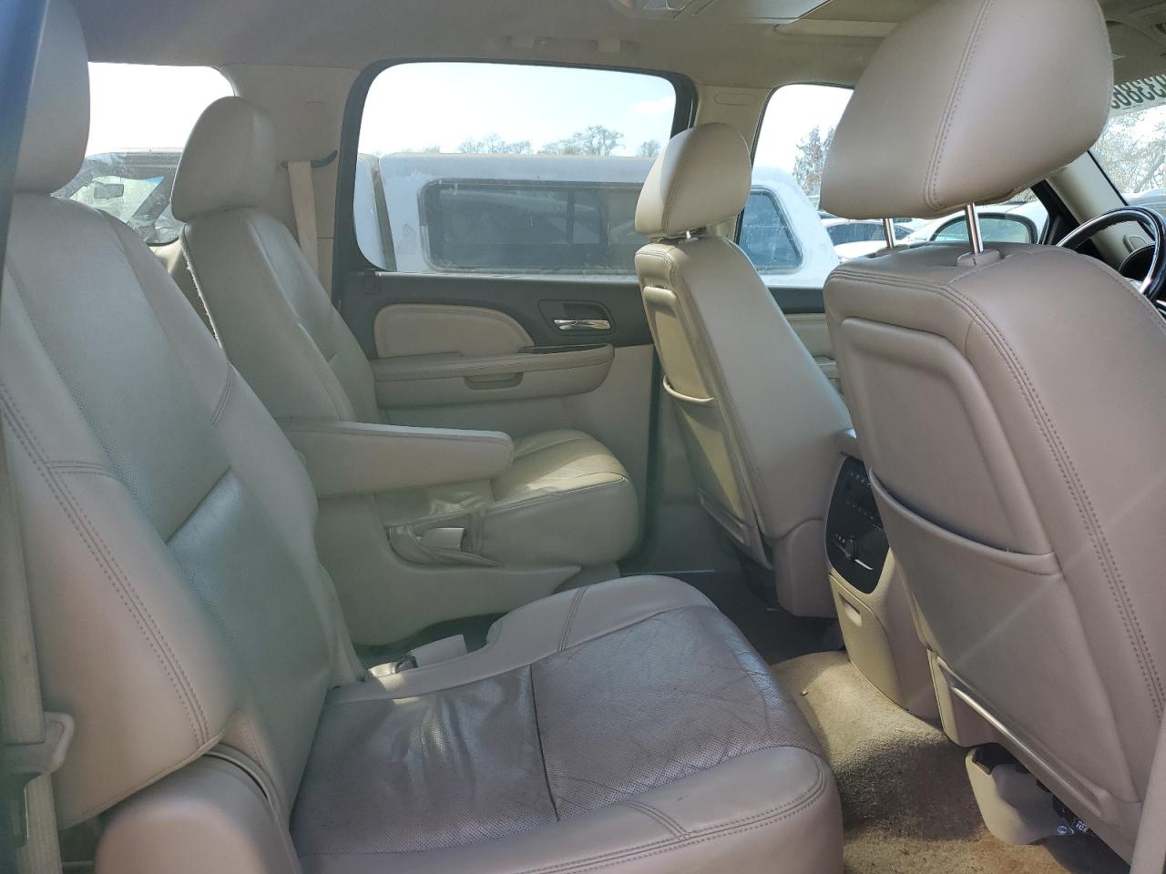 2012 GMC Yukon Xl Denali VIN: 1GKS2MEF7CR191718 Lot: 79338634