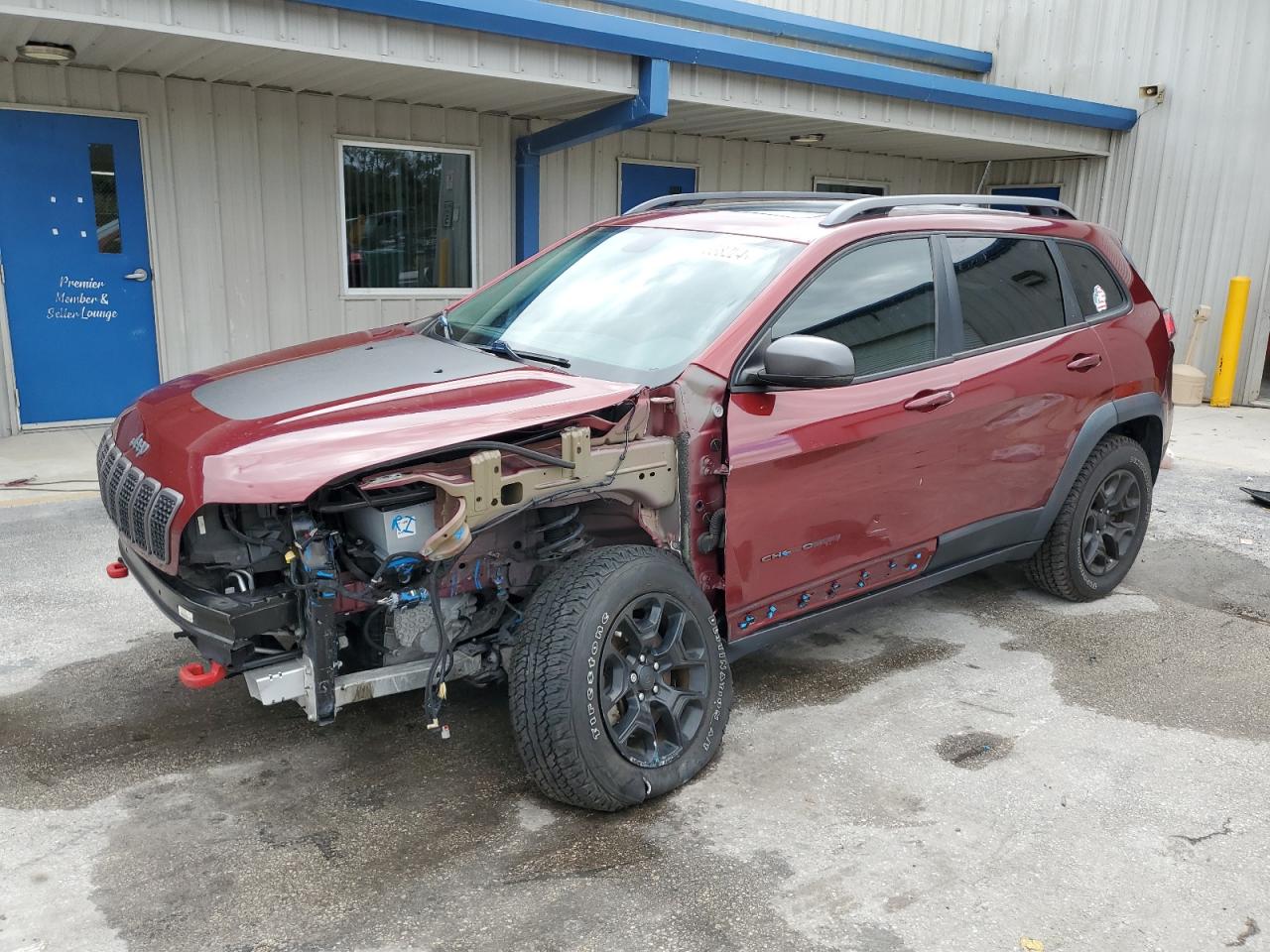 2019 Jeep Cherokee - Image 1