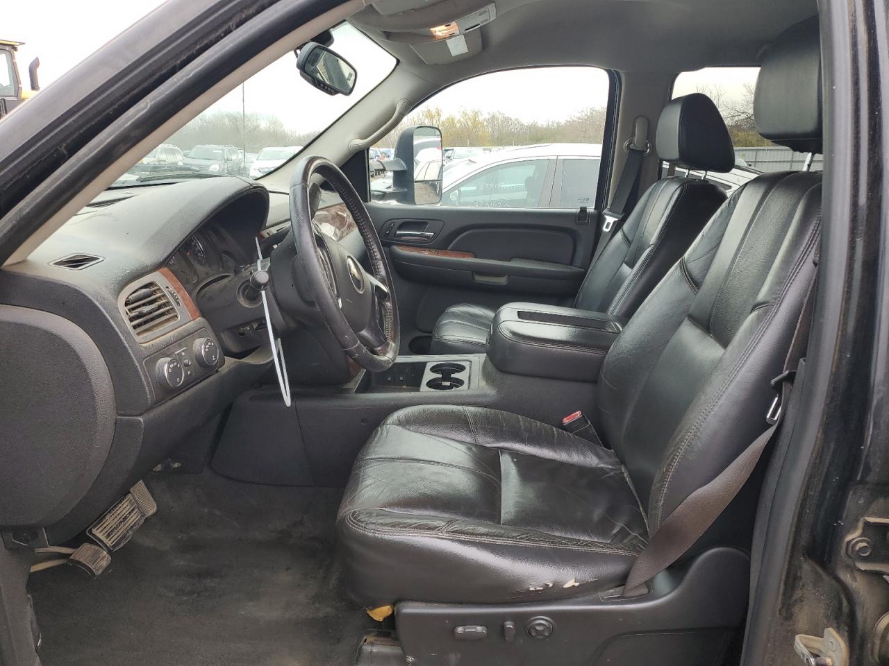 2008 Chevrolet Silverado - Image 7