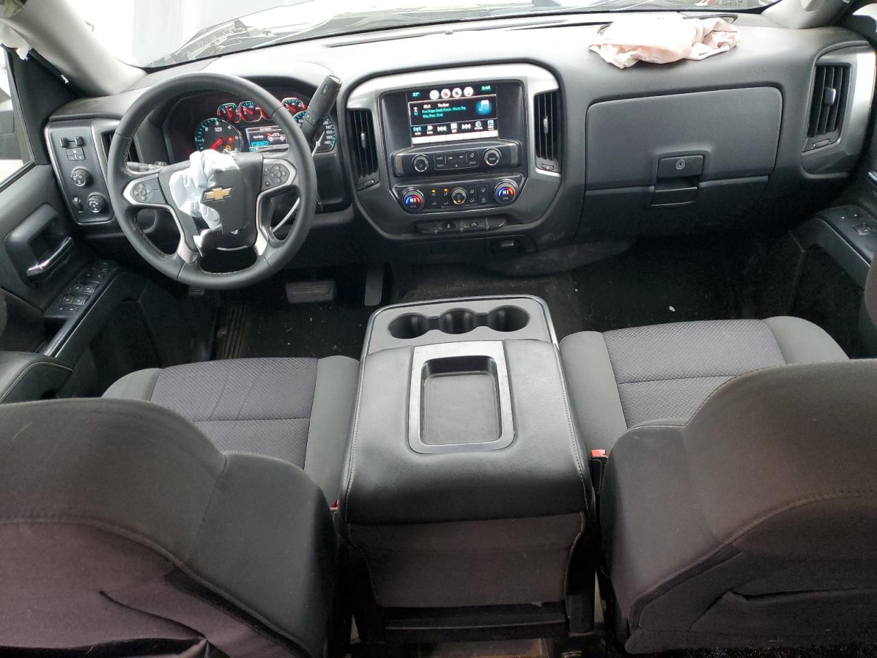 2016 Chevrolet Silverado - Image 8