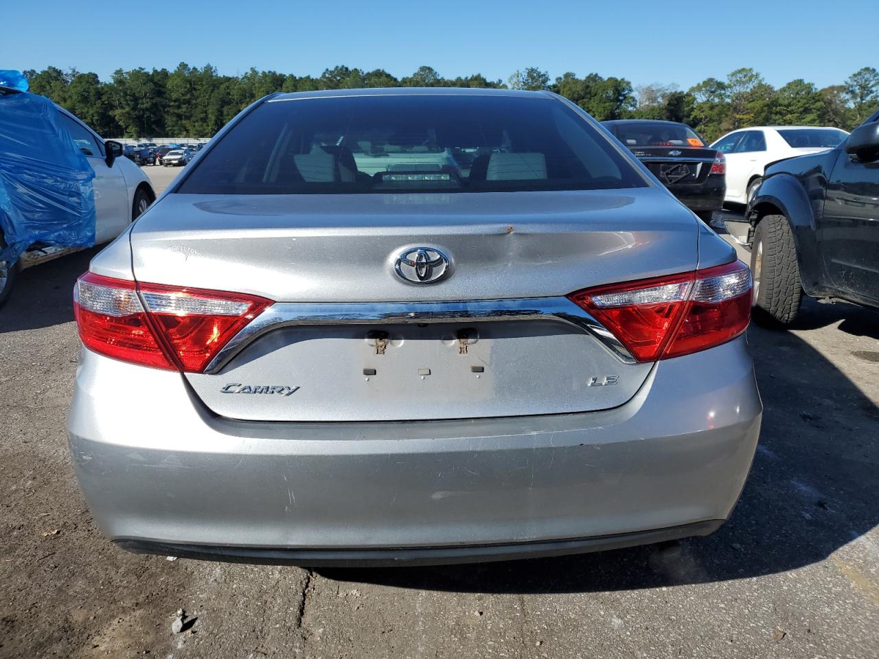 2016 Toyota Camry - Image 6