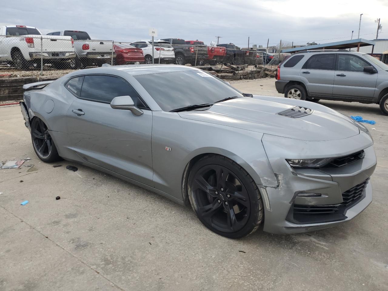 2023 Chevrolet Camaro - Image 4