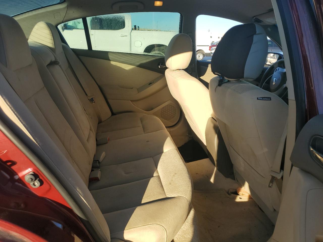 2012 Nissan Altima - Image 10