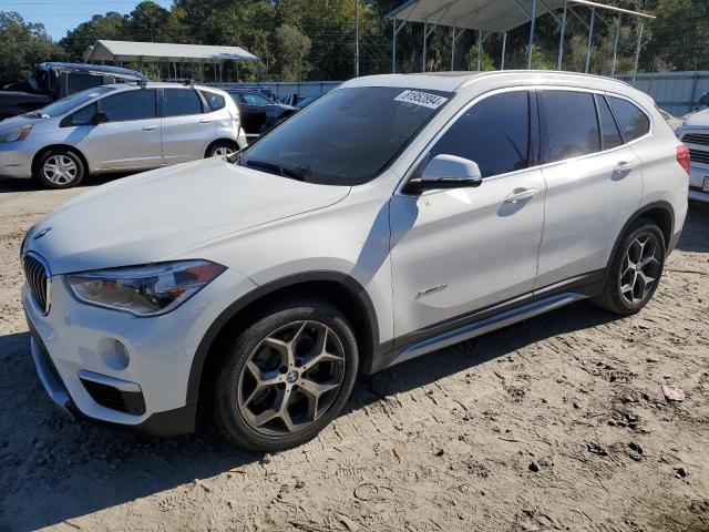  BMW X1 2017 Белы