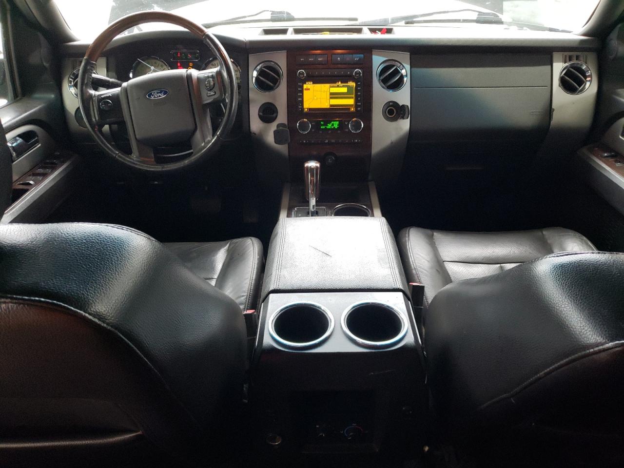 2010 Ford Expedition - Image 8