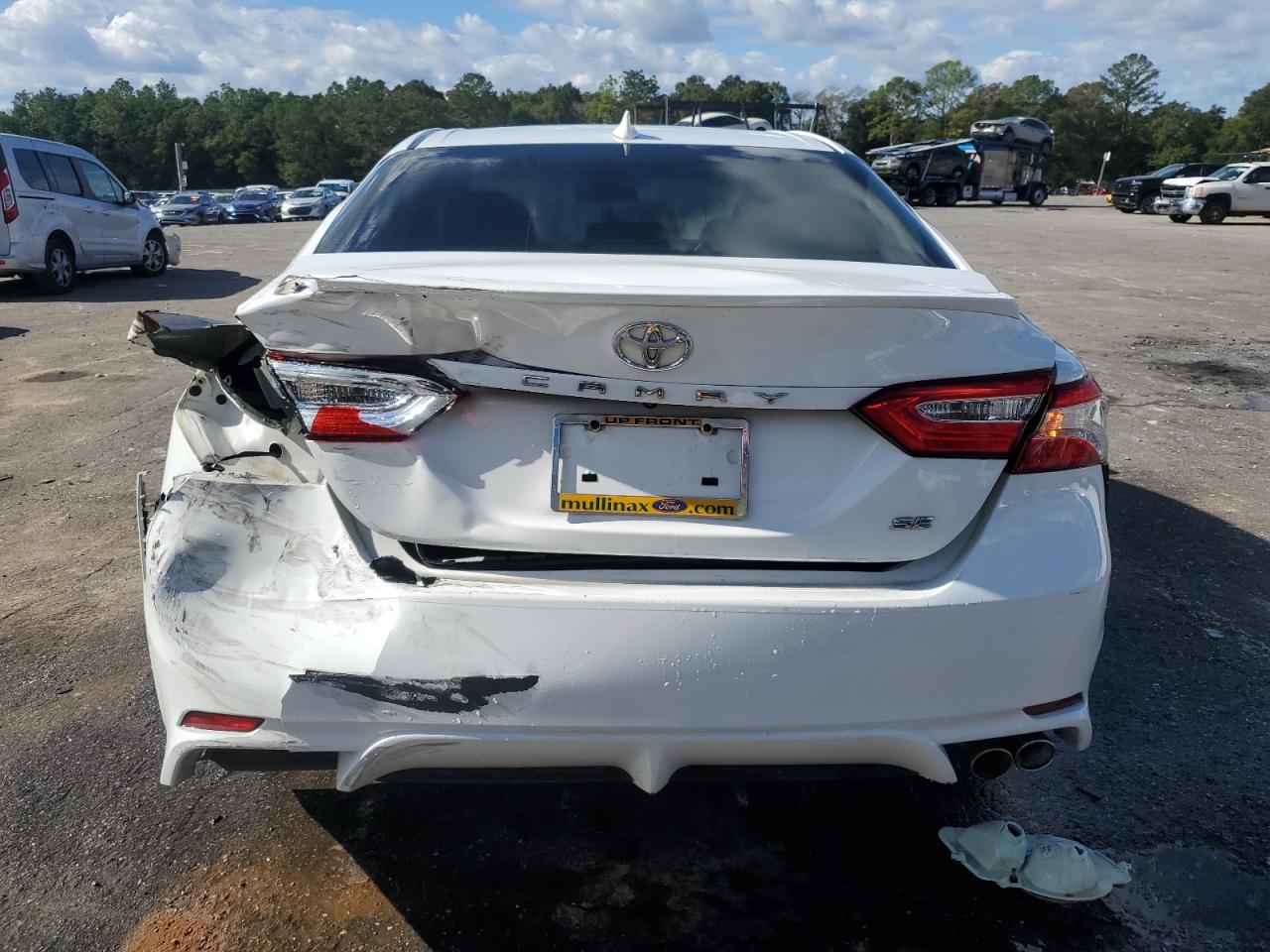 2020 Toyota Camry - Image 6