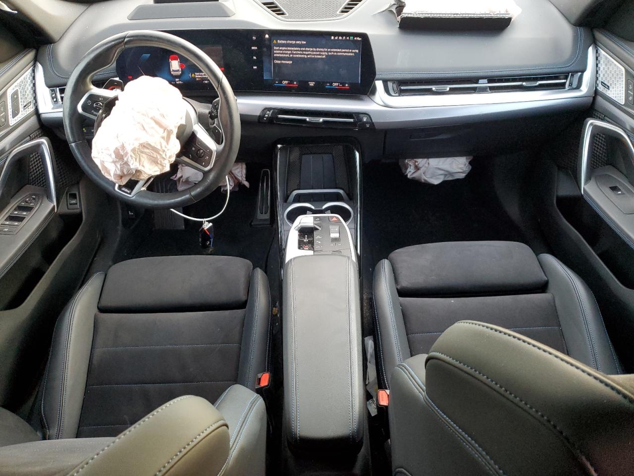 2023 BMW X1 - Image 8
