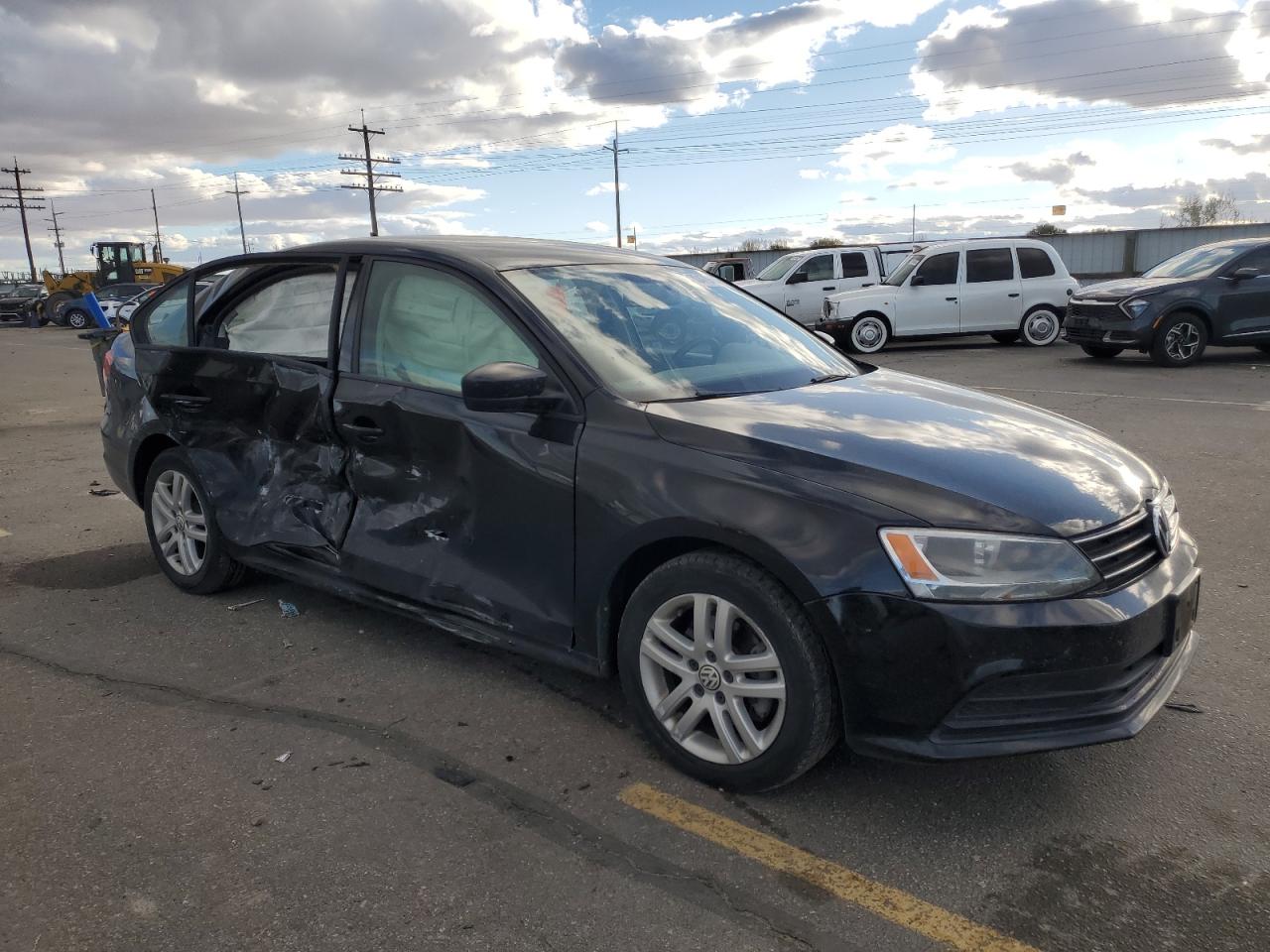 2015 Volkswagen Jetta - Image 4