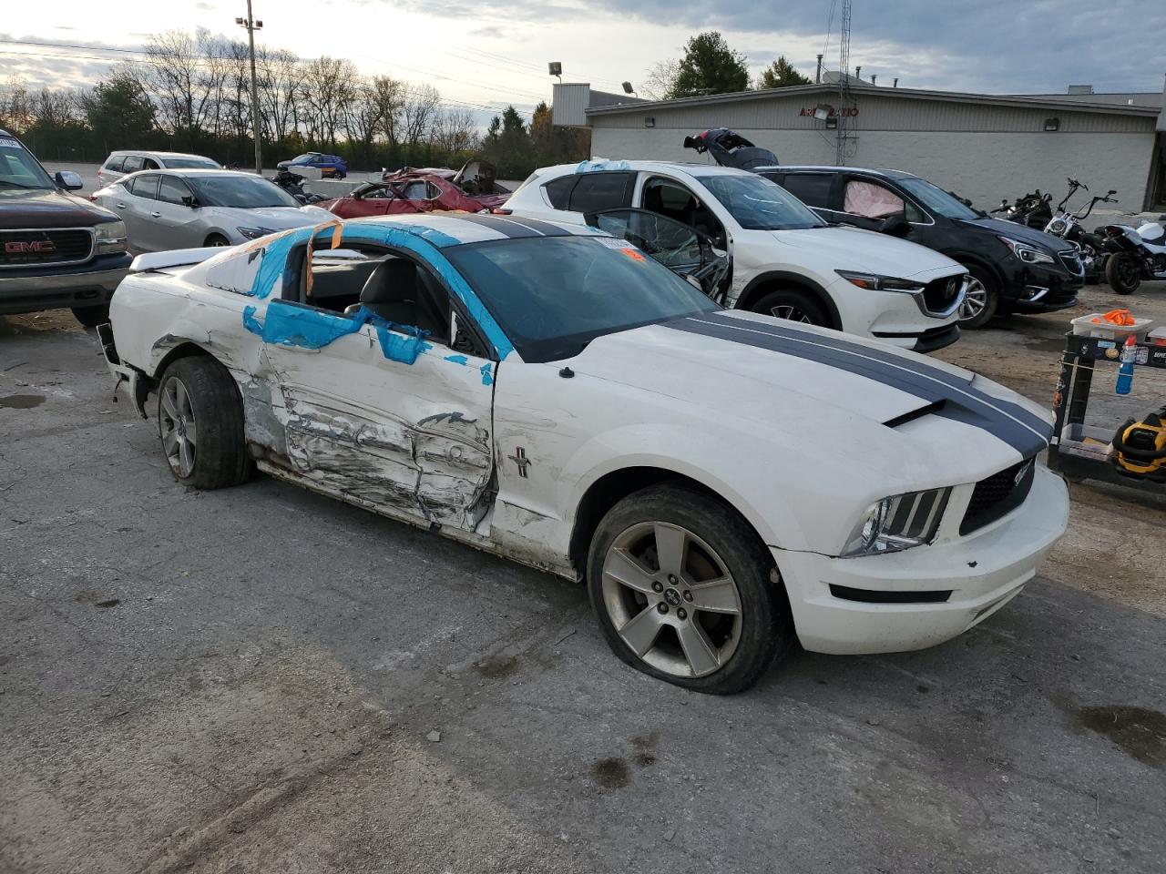 2007 Ford Mustang - Image 4
