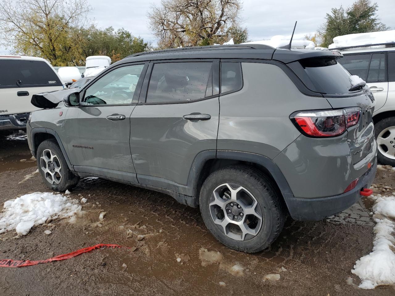2022 Jeep Compass - Image 2
