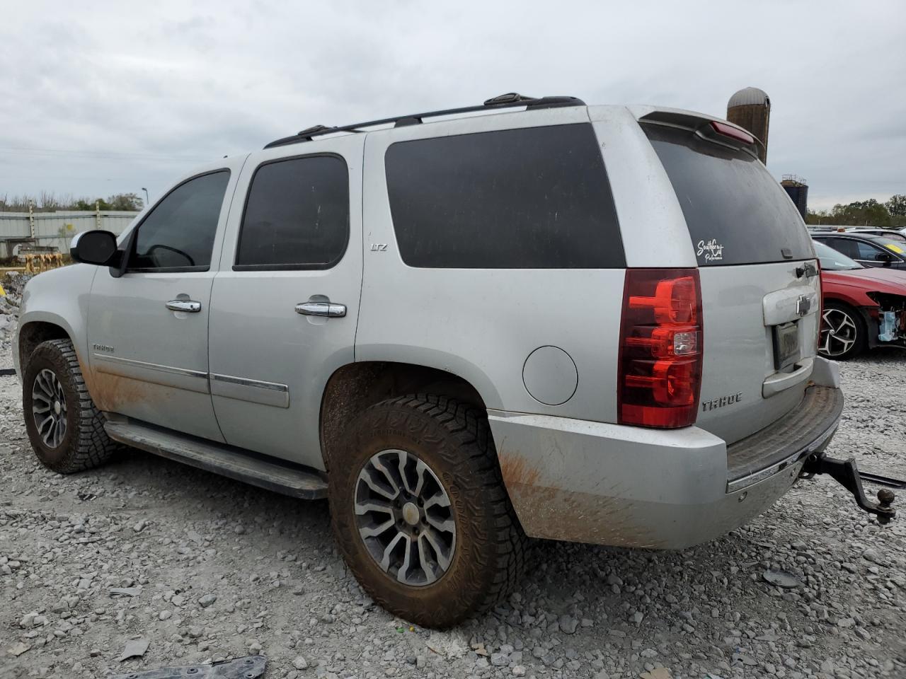 2011 Chevrolet Tahoe - Image 2