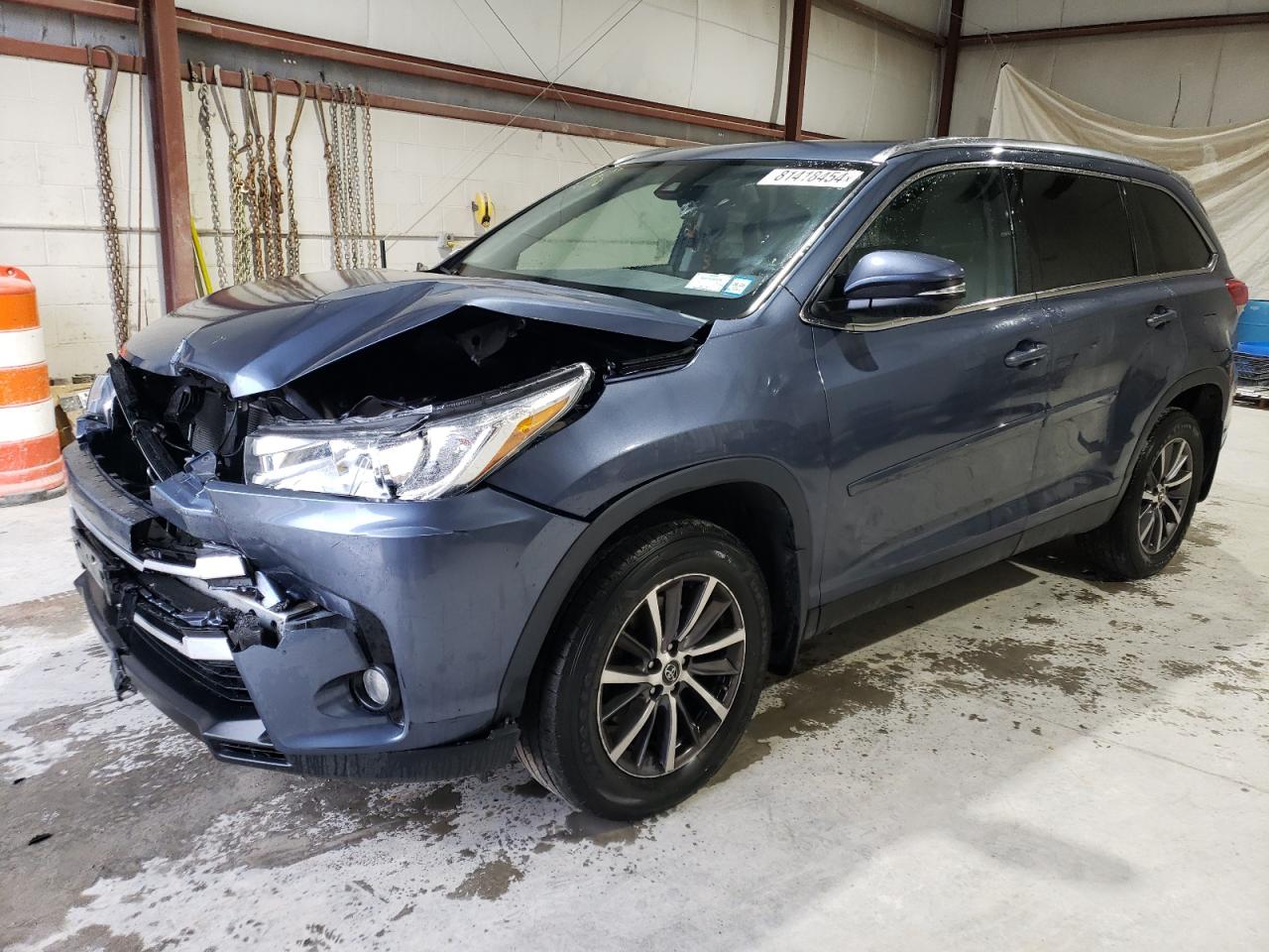 2019 Toyota Highlander - Image 1