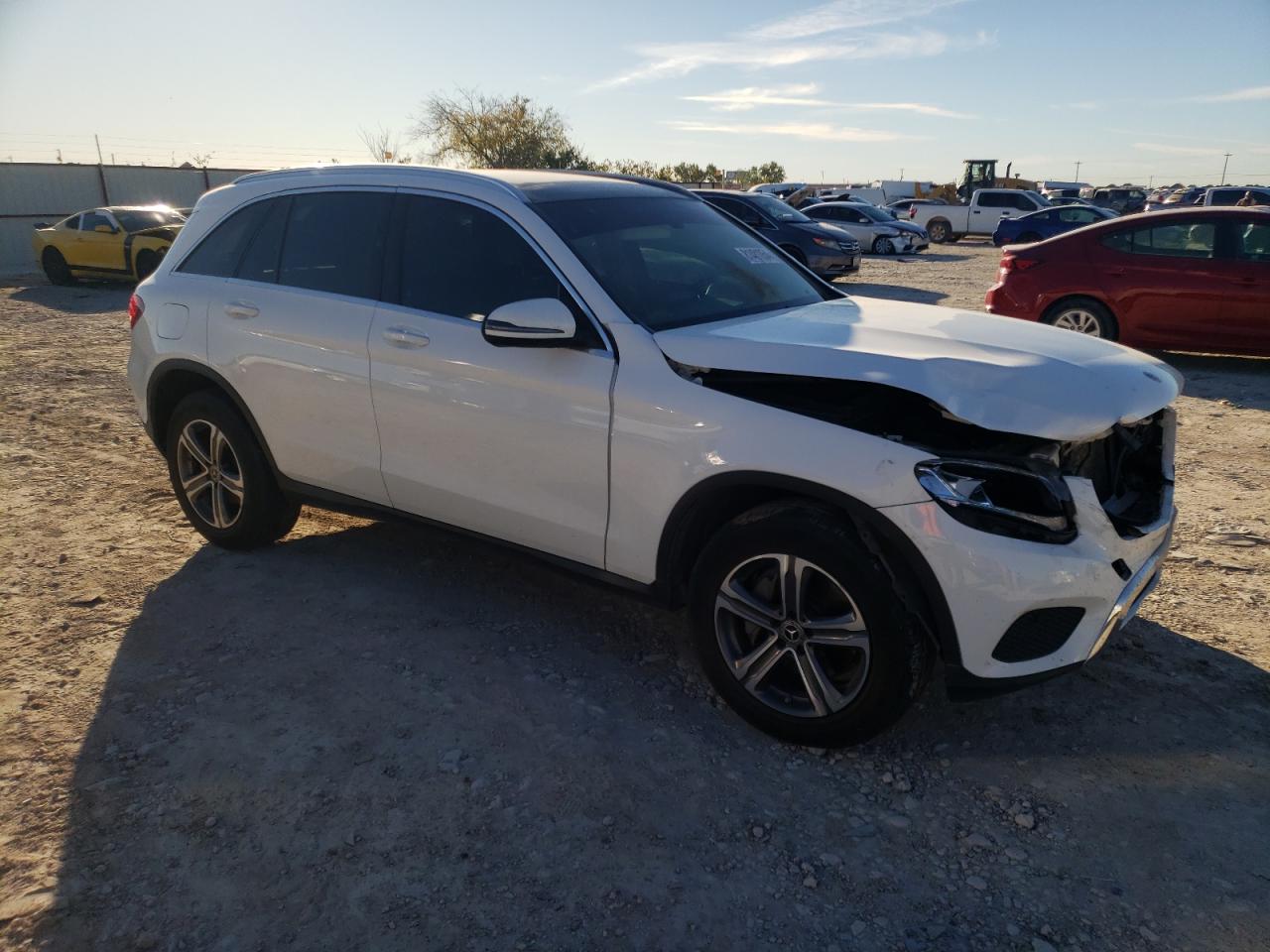 VIN WDC0G4JB8KV121815 2019 MERCEDES-BENZ GLC-CLASS no.4