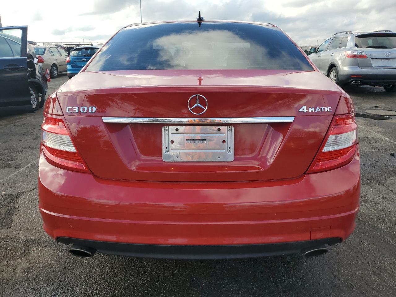 2010 Mercedes-Benz C 300 4Matic VIN: WDDGF8BB7AR131925 Lot: 80493284