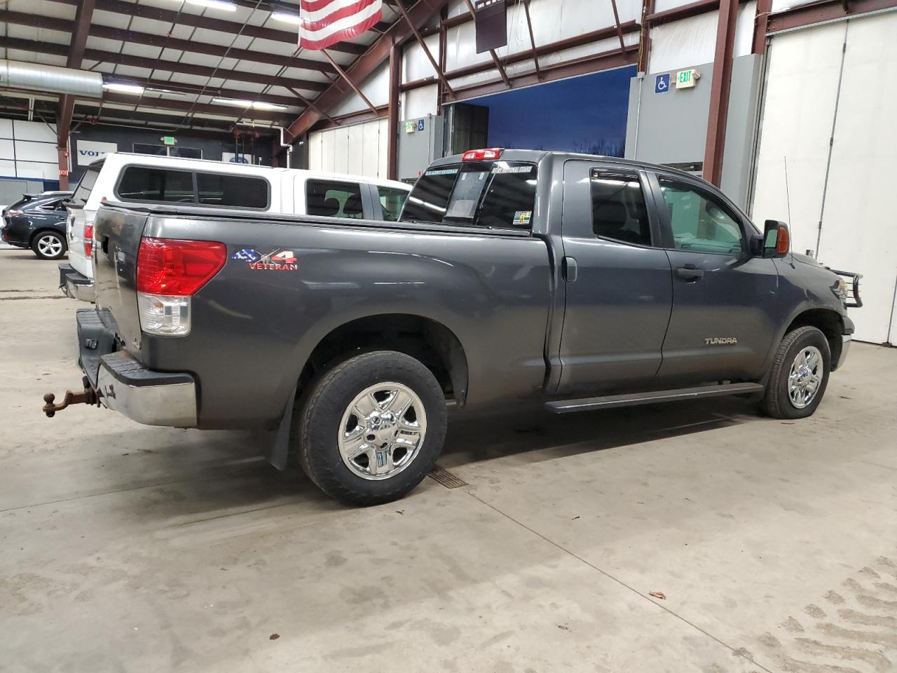 2011 Toyota Tundra - Image 3