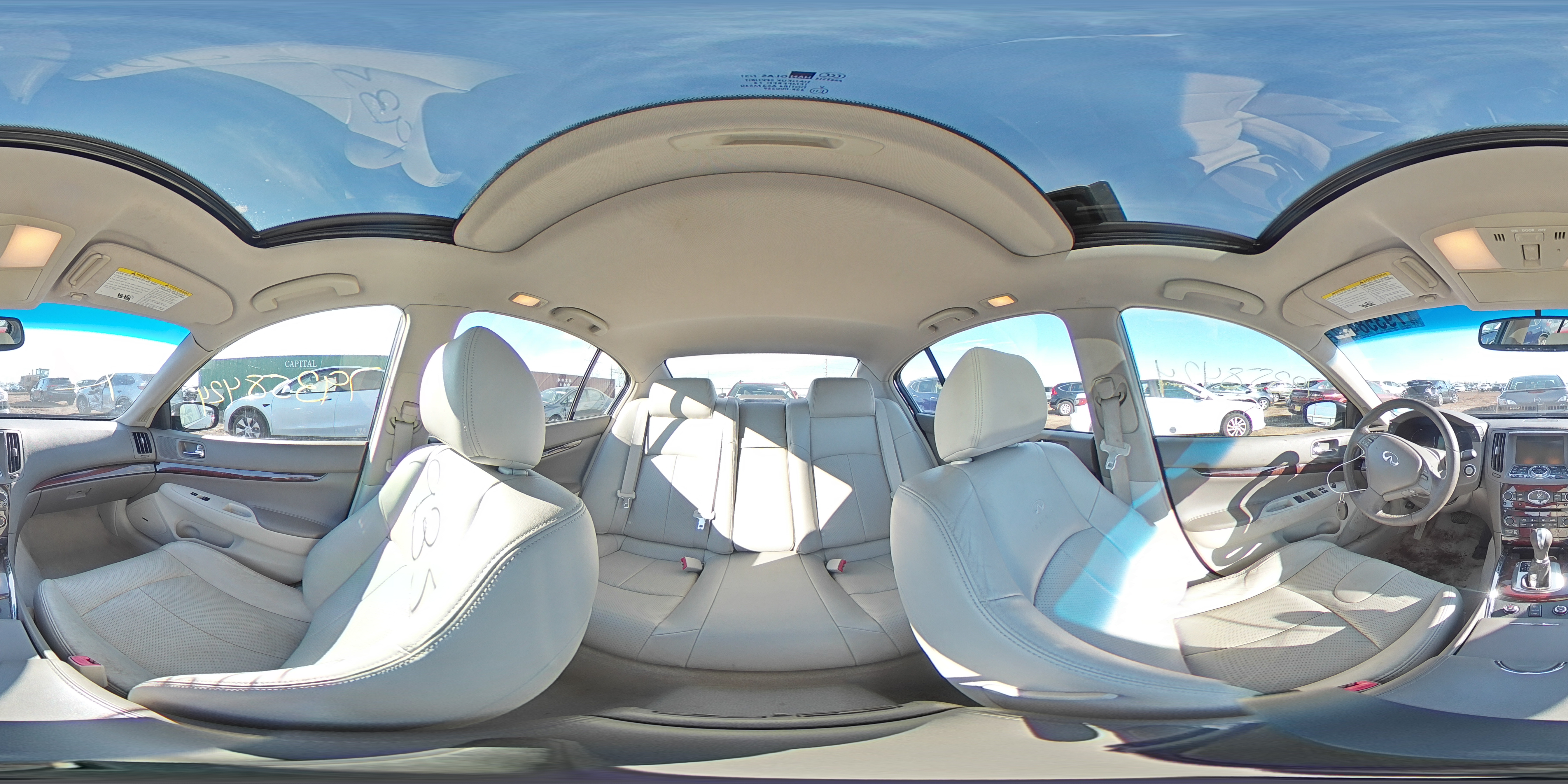 2012 Infiniti G - Image 12