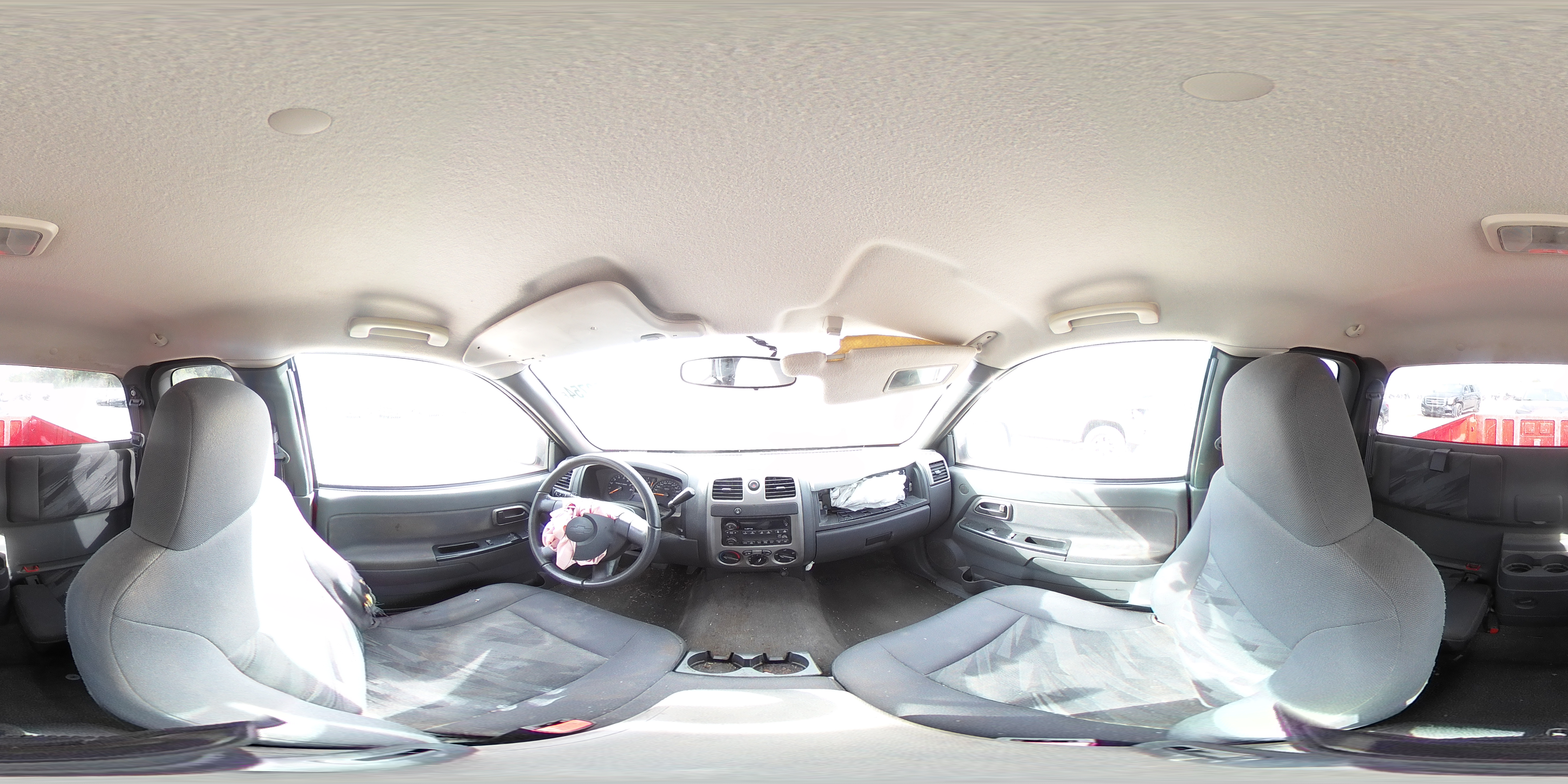 2005 Chevrolet Colorado - Image 12