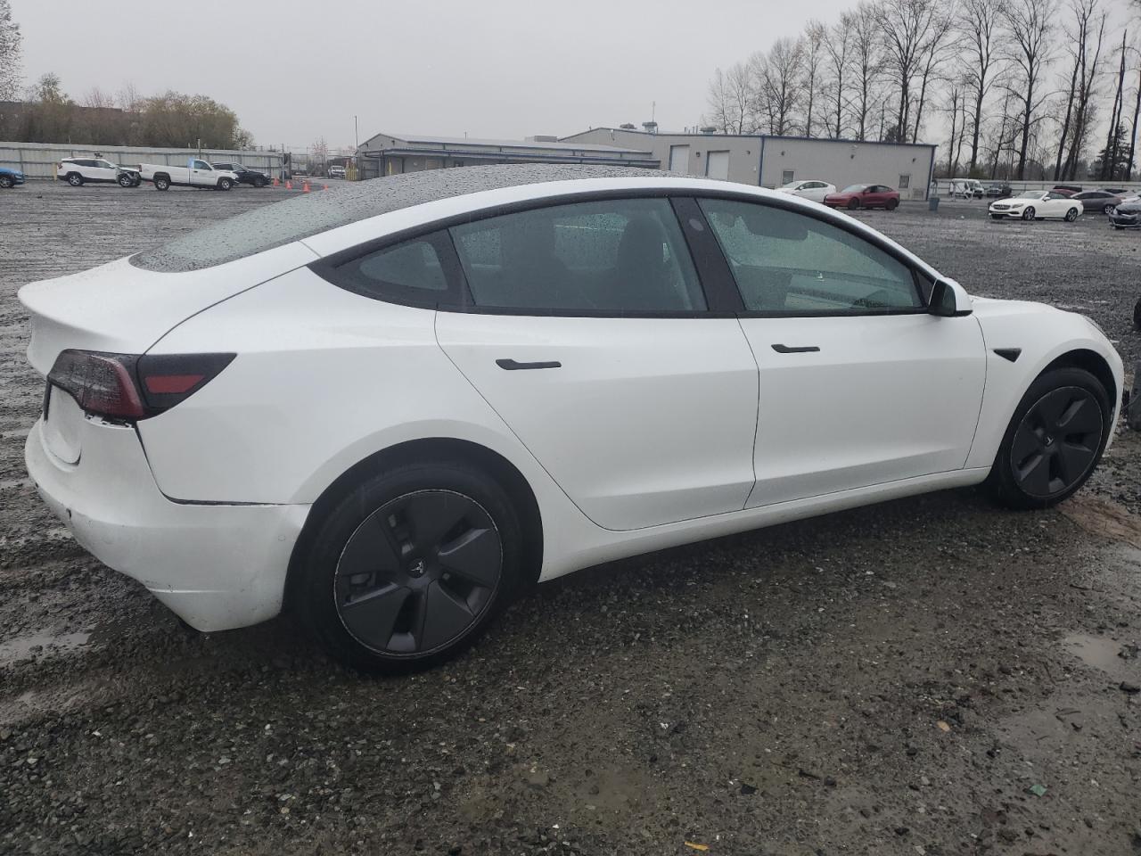 VIN 5YJ3E1EA8NF372684 2022 TESLA MODEL 3 no.3