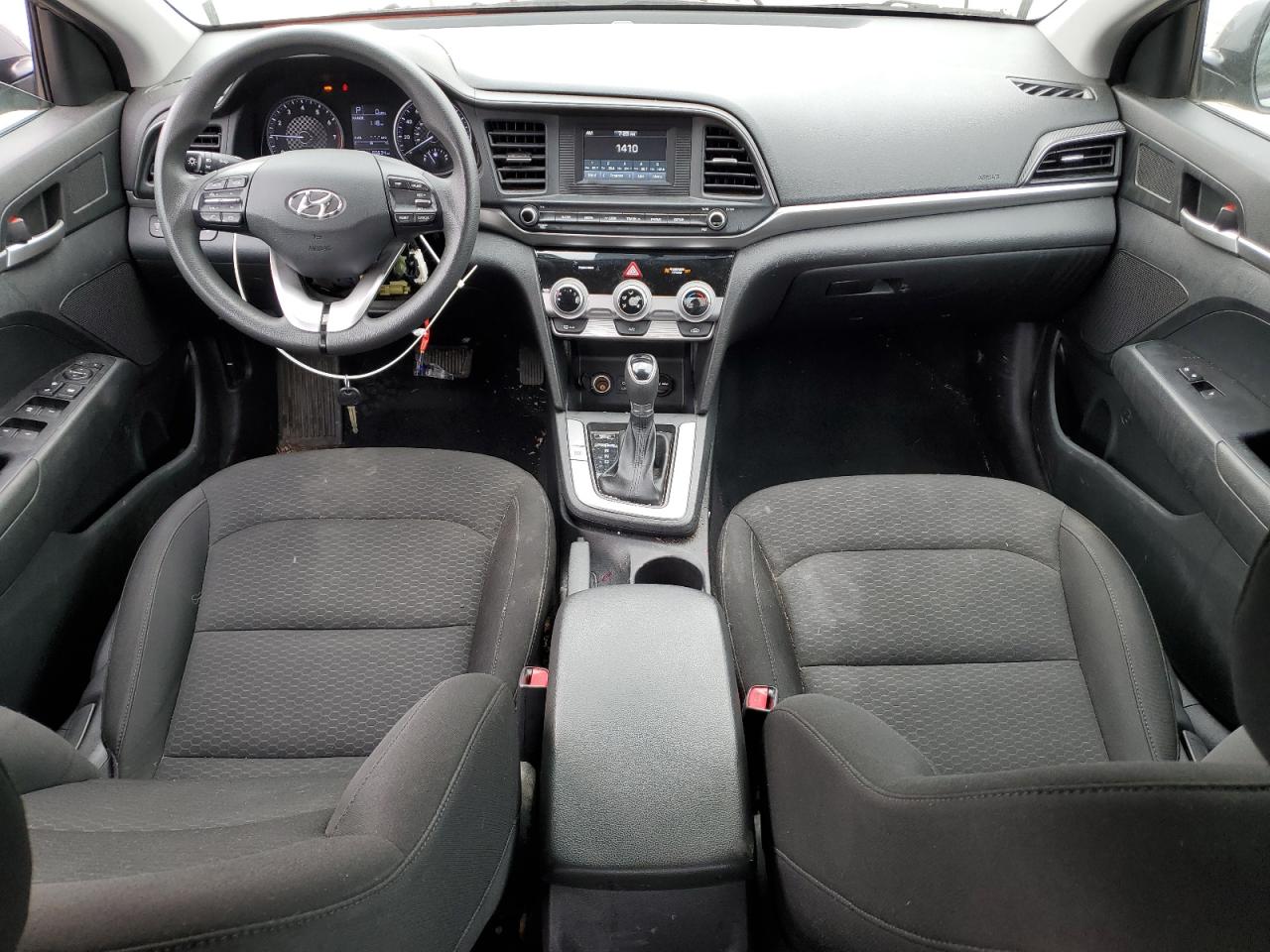 VIN KMHD74LFXKU778401 2019 HYUNDAI ELANTRA no.8