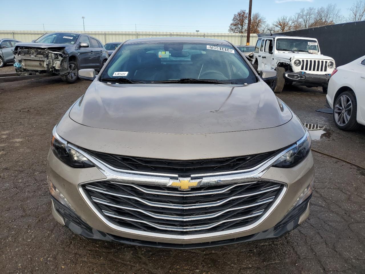 2023 Chevrolet Malibu - Image 5