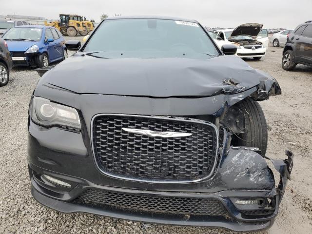  CHRYSLER 300 2019 Черный